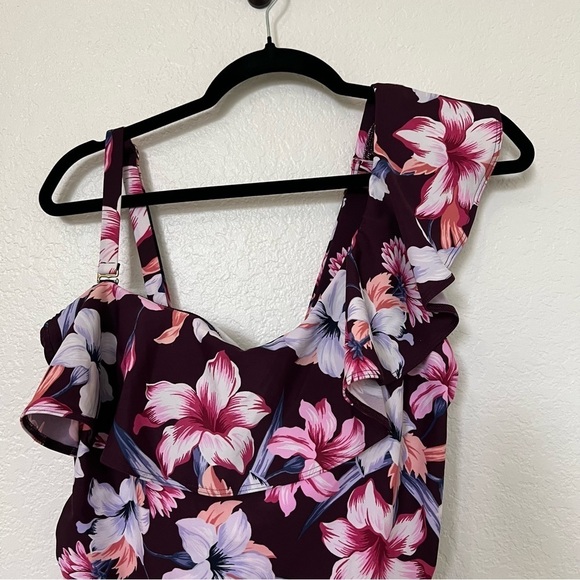 2/$30 Kona Sol one piece floral ruffle swimsuit with side ruching SZ 16W plus - Picture 3 of 14